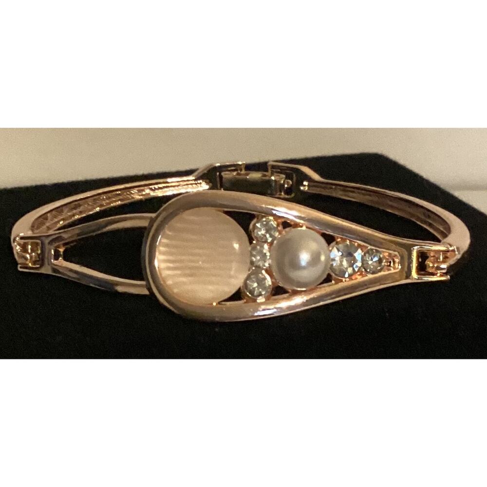 2472 NWOT Rose Gold Bracelet Bangle W/Pearl, Pink Stone, Cubic Zirconia Crystals